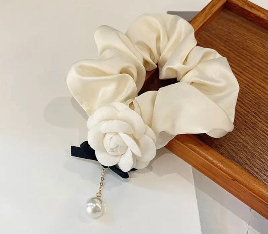 Rose Wave Hair Tie